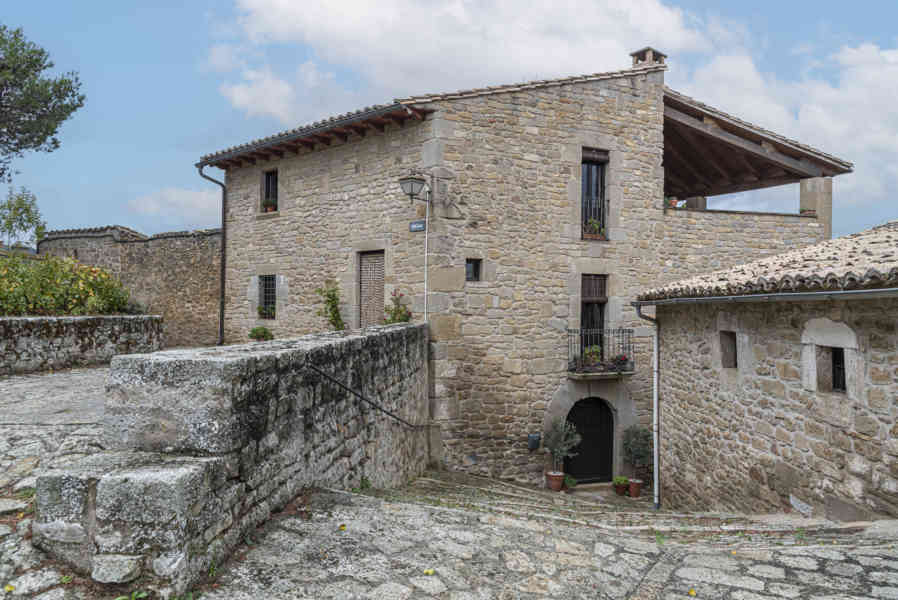 Zaragoza - Sos del Rey Católico 55.jpg